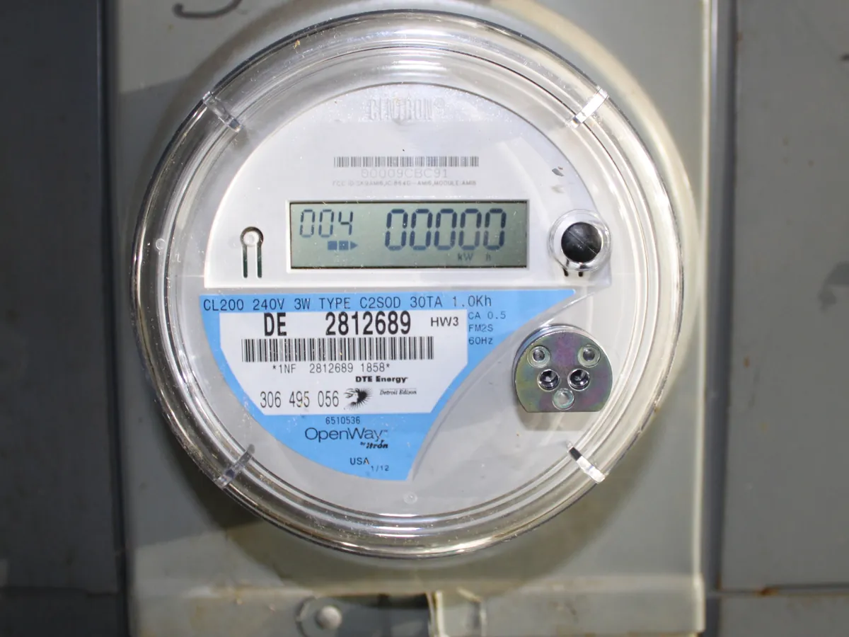 An electricity meter recording a building's usage, the data suppliers price an offer from