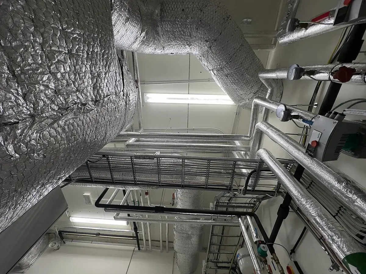 Ductwork and mechanical services inside a commercial building